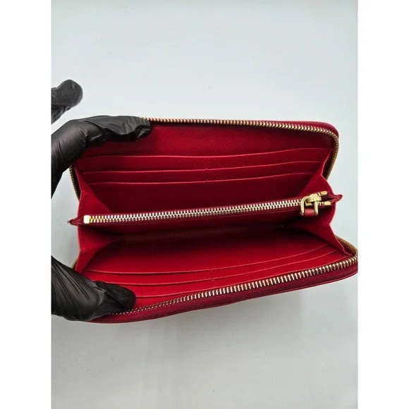 Prada Red Saffiano Leather Bow Continental‎ Zip Around Wallet Authentic - Picture 4 of 13